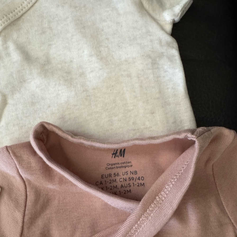 Newborn clothes all for 10 dollars